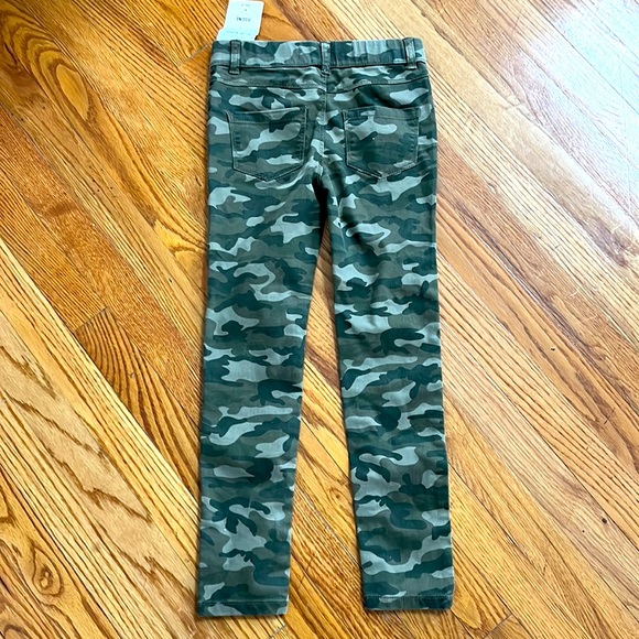Girls camo jeggings Denim Co size 8-9 - Picture 3 of 4